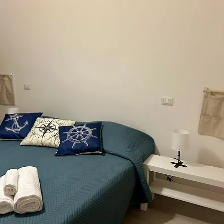 Seaside House - Exclusive Near The With Jacuzzi - Ostuni Villa *