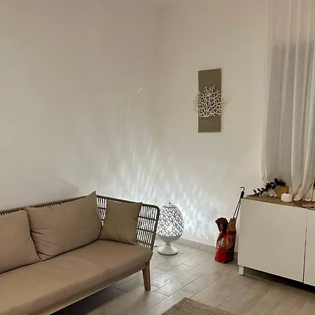 Villa Seaside House - Exclusive Near The With Jacuzzi - Ostuni