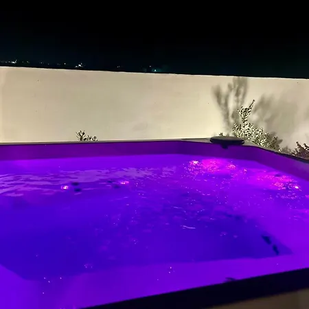 Villa Seaside House - Exclusive Near The With Jacuzzi - Ostuni *